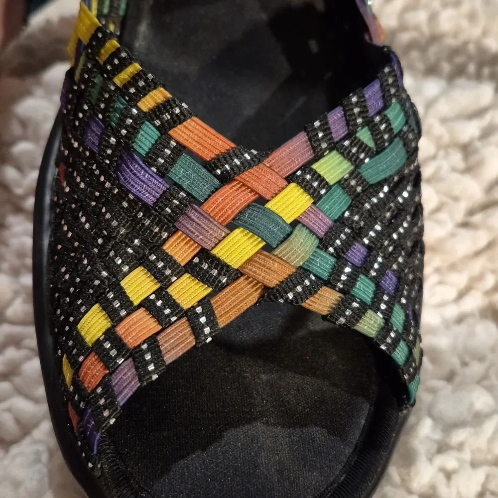 Skechers size black